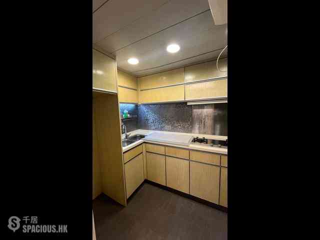 Causeway Bay - Fairview Mansion 04