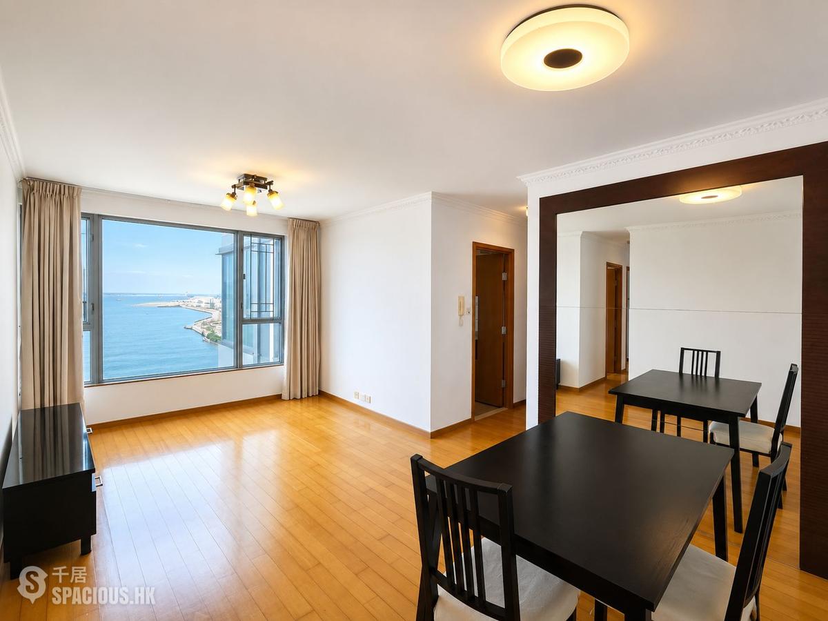 Tung Chung - Seaview Crescent 01