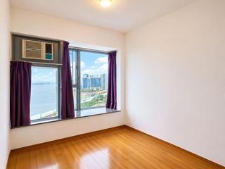 Tung Chung - Seaview Crescent 13