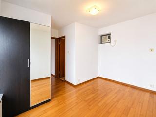 Tung Chung - Seaview Crescent 19