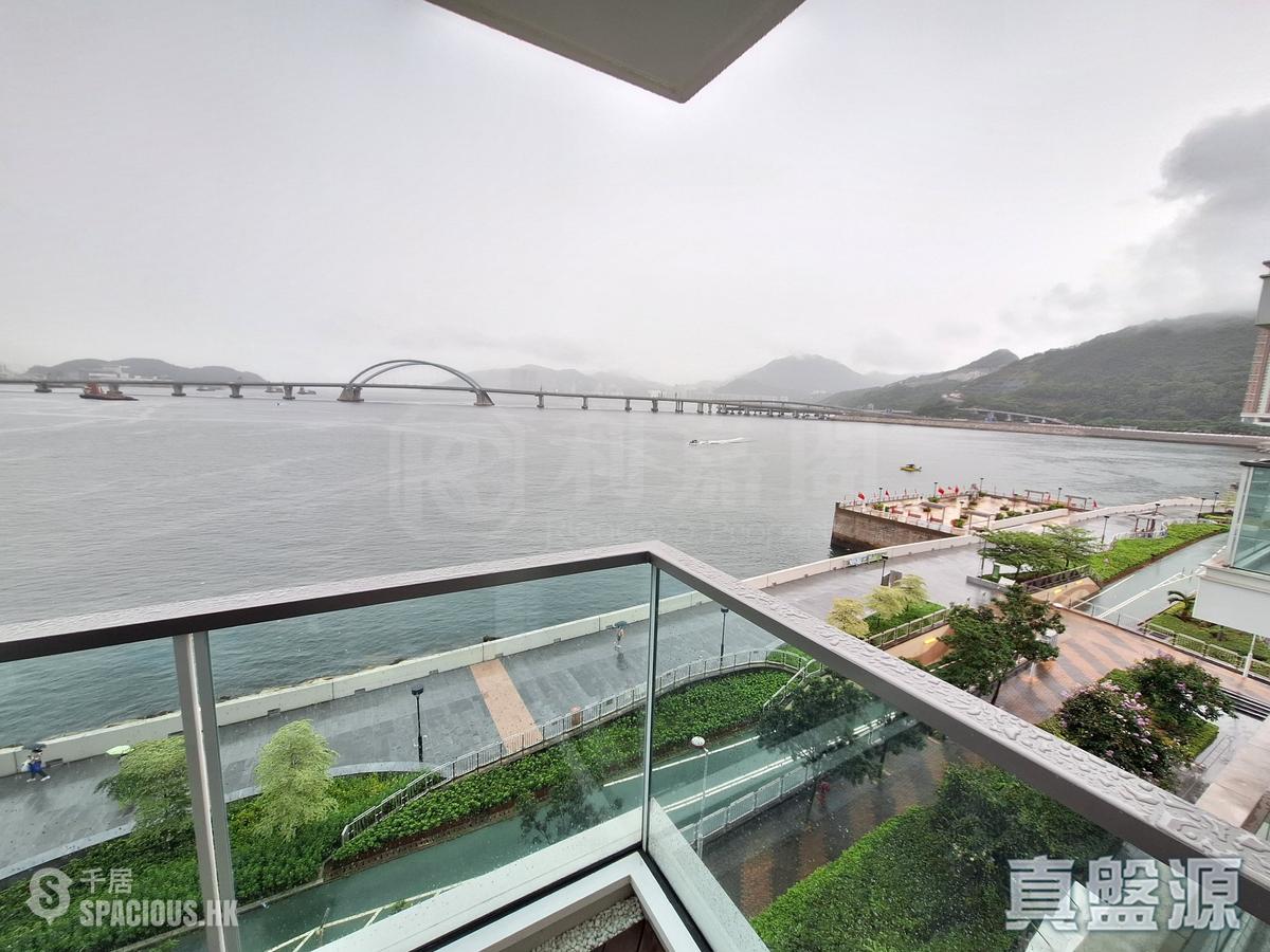 Tseung Kwan O - Monterey 01