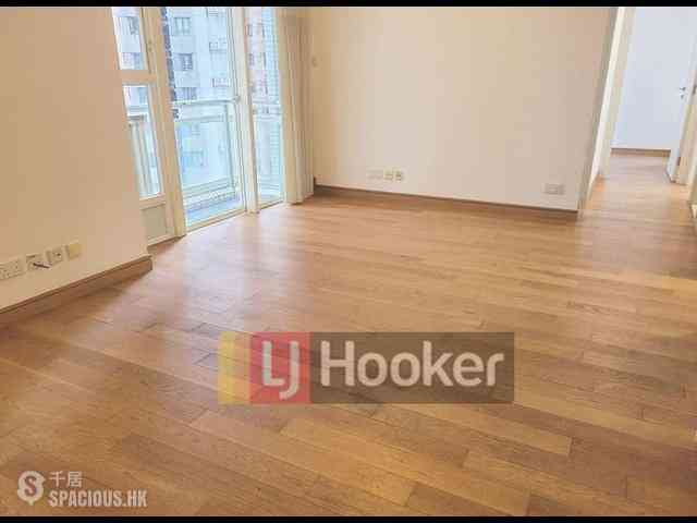 Soho - Centrestage 01