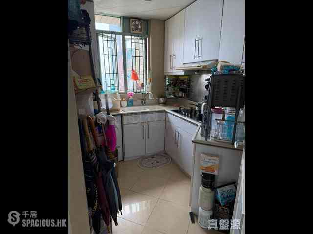Tsim Sha Tsui - The Victoria Towers 14