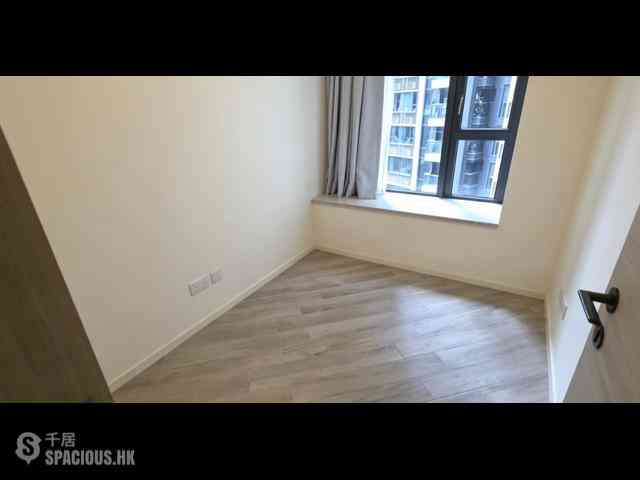 North Point - Fleur Pavilia Tower 2 04