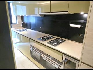 North Point - Fleur Pavilia Tower 2 06