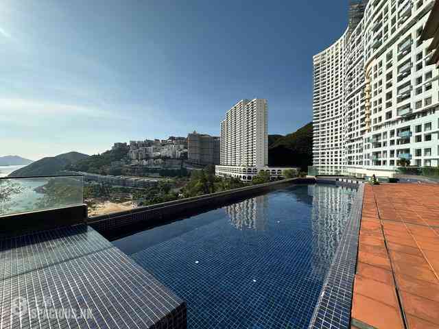 Repulse Bay - Grosvenor Place 09