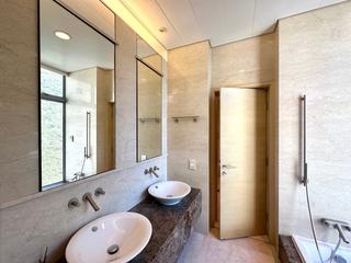 Repulse Bay - Grosvenor Place 03