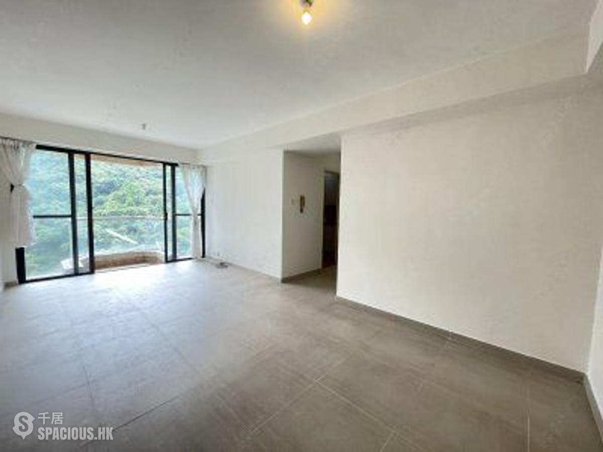Tai Hang - Ronsdale Garden 01