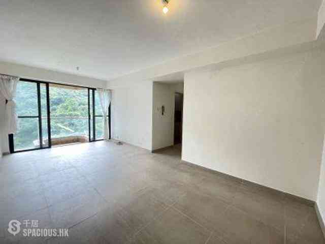 Tai Hang - Ronsdale Garden 01