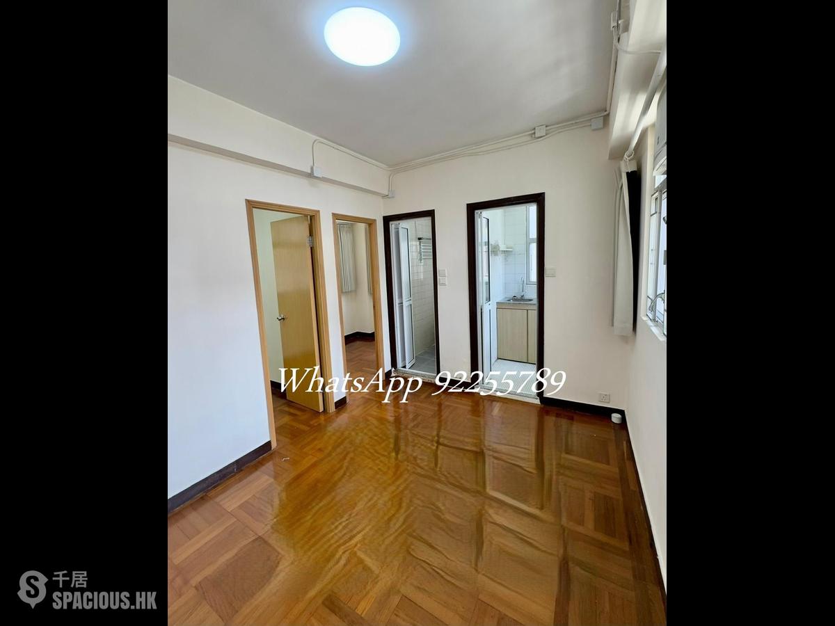 Sai Ying Pun - Yen Fook Mansion 01