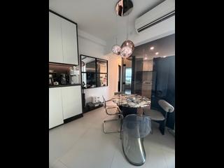 Tung Chung - Coastal Skyline Phase 4 Le Bleu Deux Block 3 02