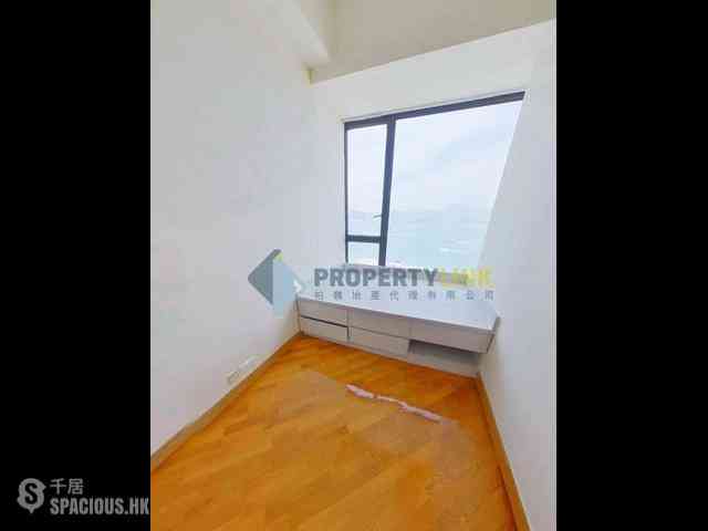 Shek Tong Tsui - Harbour One 05