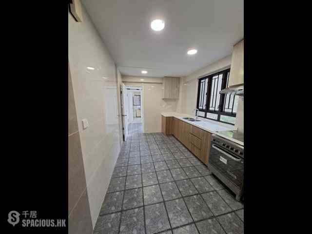 Braemar Hill - Wilshire Towers 03