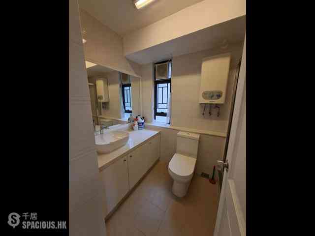 Braemar Hill - Wilshire Towers Block B 14