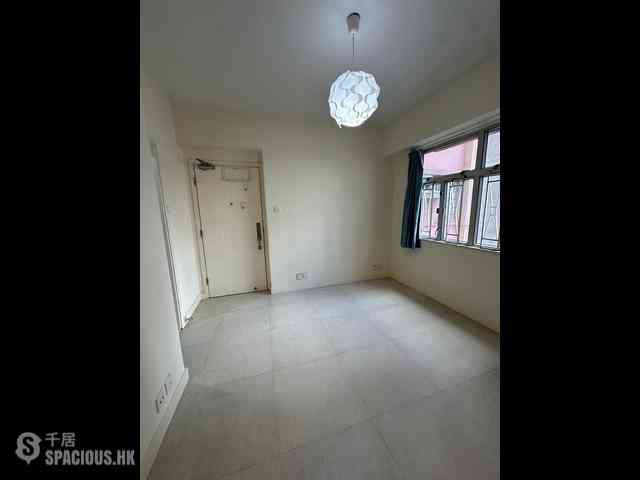 Wan Chai - Wah Fat Mansion 04
