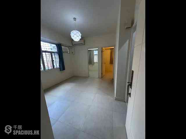 Wan Chai - Wah Fat Mansion 06