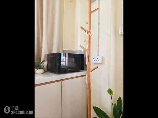 Mong Kok - 1037, Canton Road 10