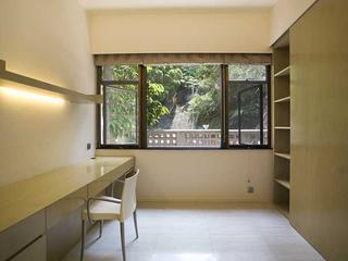 Pok Fu Lam - 18-24, Bisney Road 08