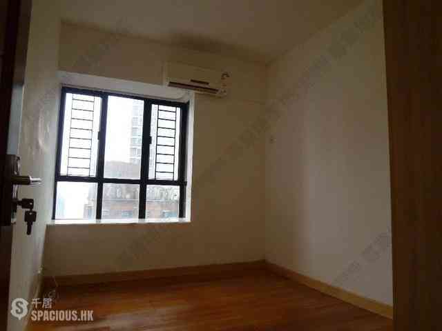 Mid Levels Central - Elegant Terrace 09