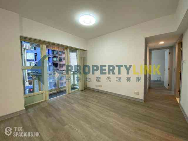 Soho - Centrestage 01