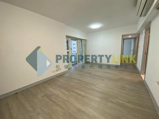 Soho - Centrestage 04