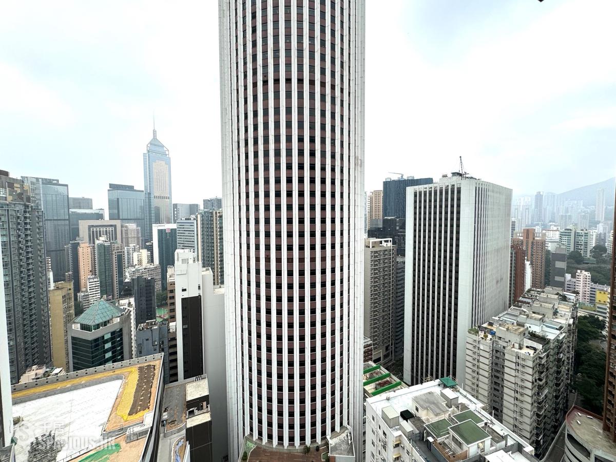 Mid Levels East - Camelot Heights 01