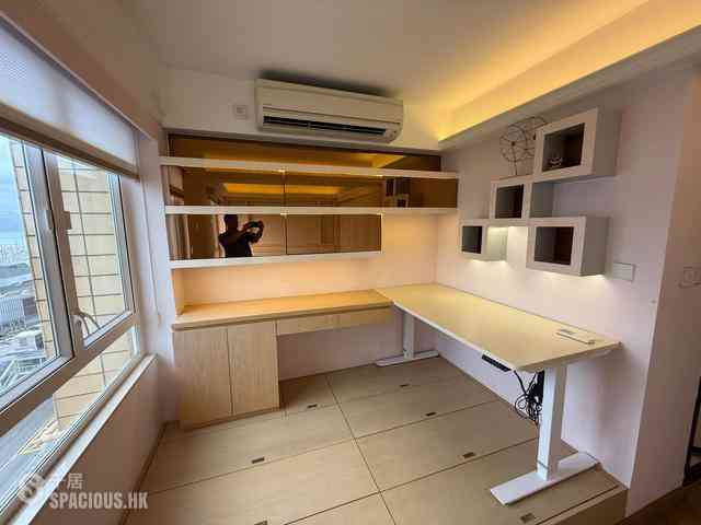 Causeway Bay - Elizabeth House 10