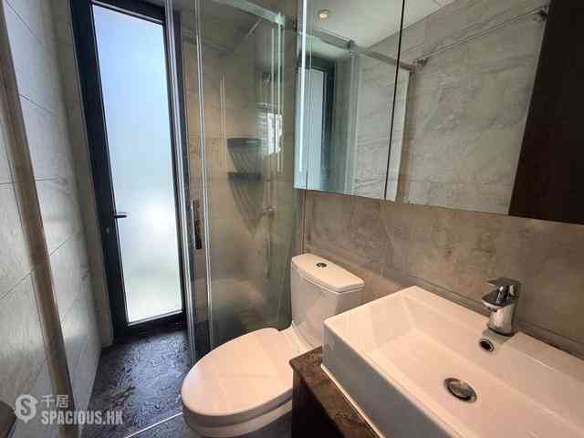 Sheung Wan - AVA128 04