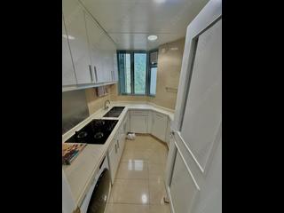 Tung Chung - Caribbean Coast Phase 3 Carmel Cove Tower 9 03