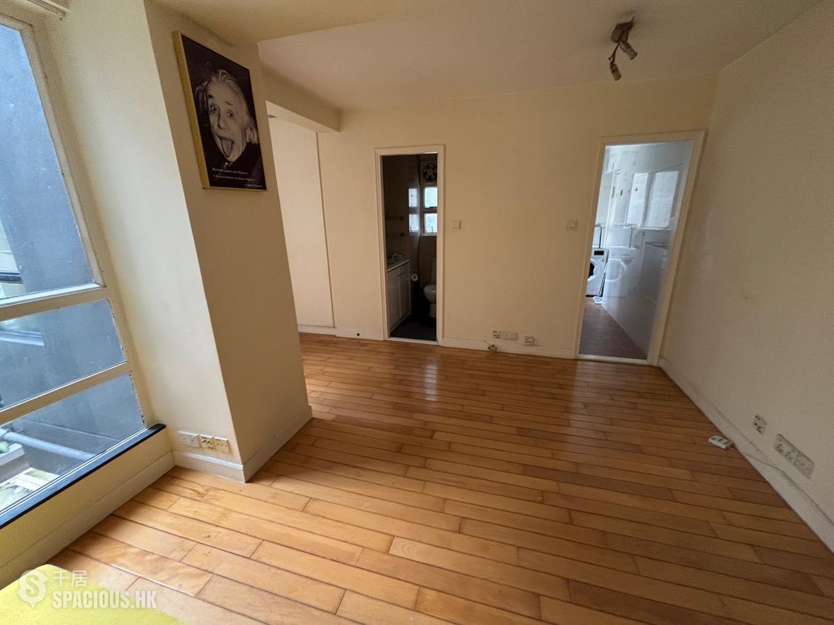 Soho - Lilian Court 01