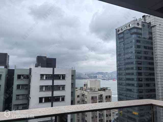 Sai Ying Pun - Des Voeux W Residence 10