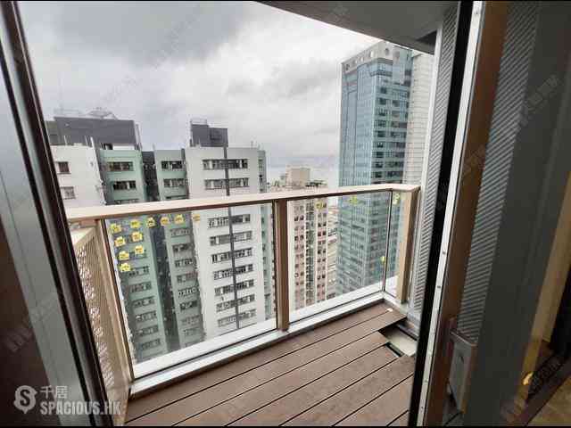 Sai Ying Pun - Des Voeux W Residence 15