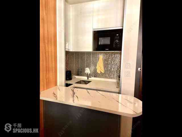 Sheung Wan - AVA128 25