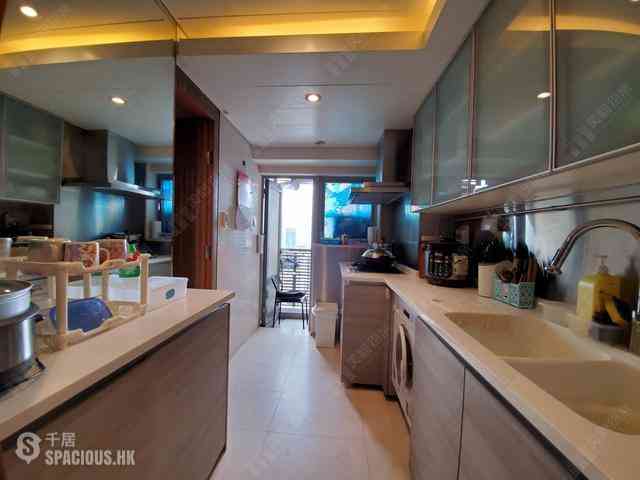 Tai Hang - Serenade Block 2 04