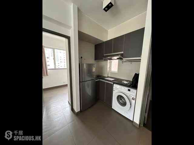 Kennedy Town - Sands House 04