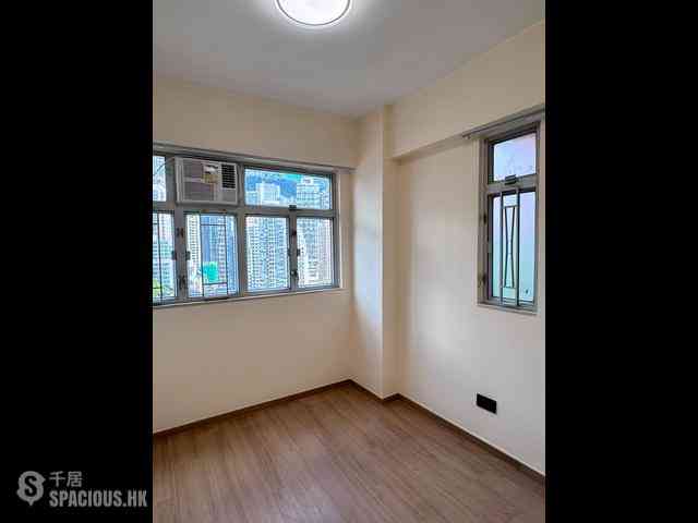 Sai Ying Pun - Kwan Yick Building Phase 3 02