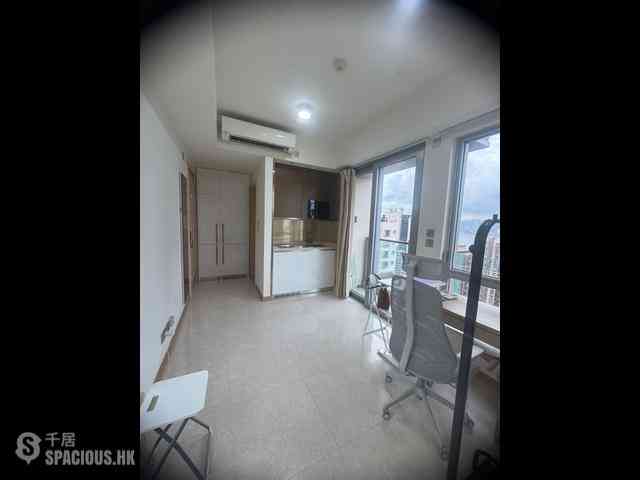 Sai Ying Pun - 63, Pokfulam 08