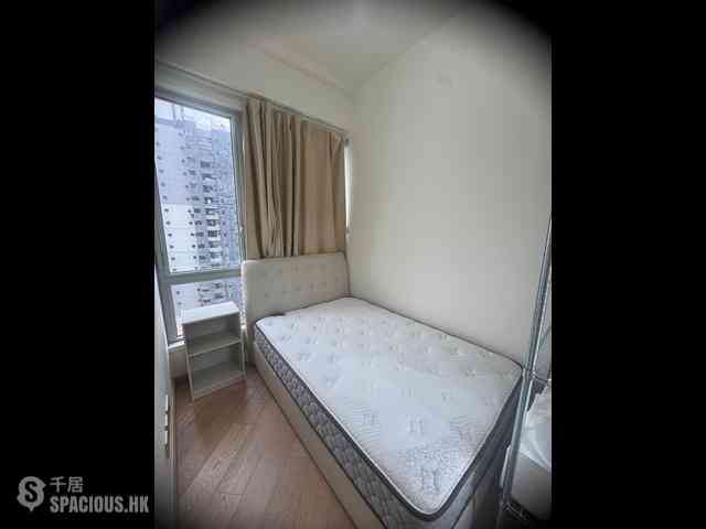 Sai Ying Pun - 63, Pokfulam 09