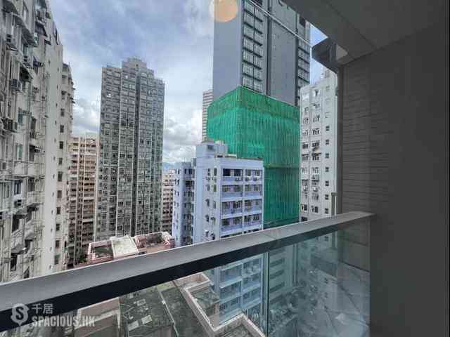 Shek Tong Tsui - Eight South Lane 03