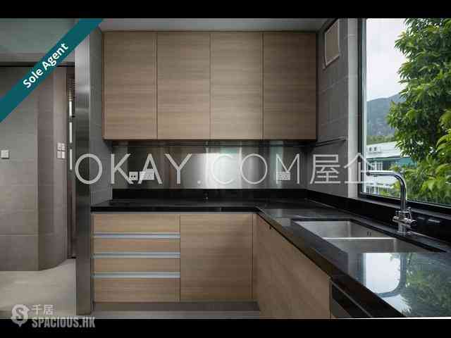 Shouson Hill - Pak Villa 13