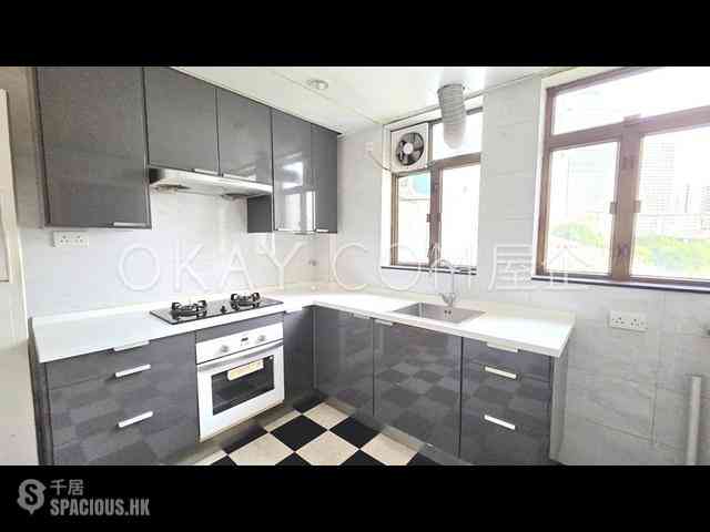 Pok Fu Lam - Four Winds Apartment 11