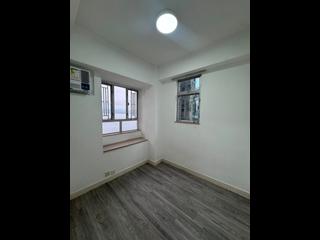 坚尼地城 - 裕福大厦 06