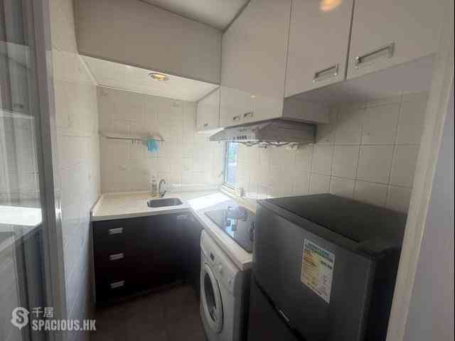 Shek Tong Tsui - Chester Court 03