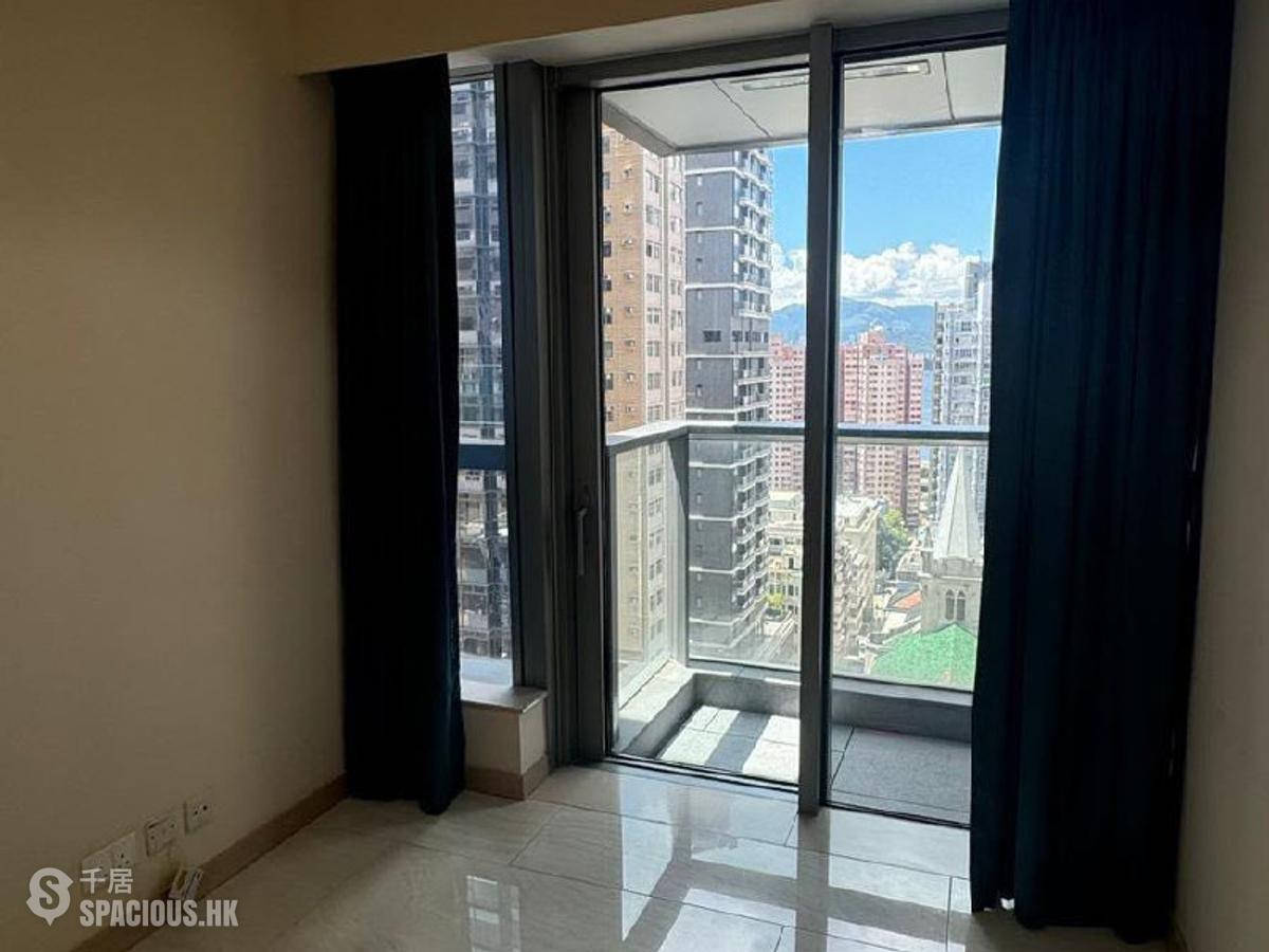 Sai Ying Pun - King's Hill 01