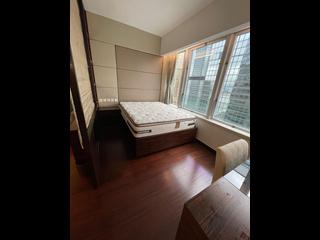 Wan Chai - Convention Plaza Apartments 06