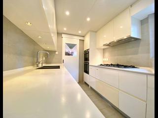 Happy Valley - Ventris Place 08