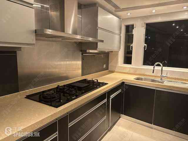 The Peak - 56 Plantation Road 05