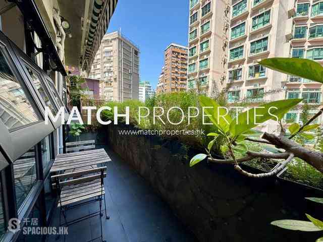 Mid Levels West - Fook Wah Mansions 02