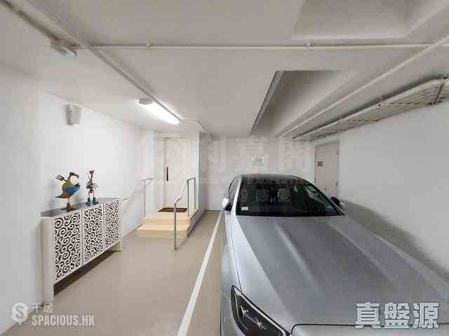 Tseung Kwan O - Savannah Block 5A 12