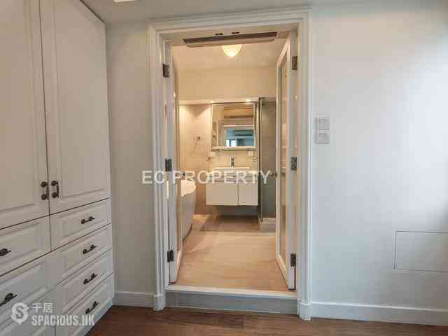 Leighton Hill - Rose Court 10